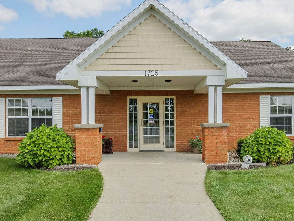 Woodlawn Meadows Assisted Living & Memory Care Pricing, Photos and